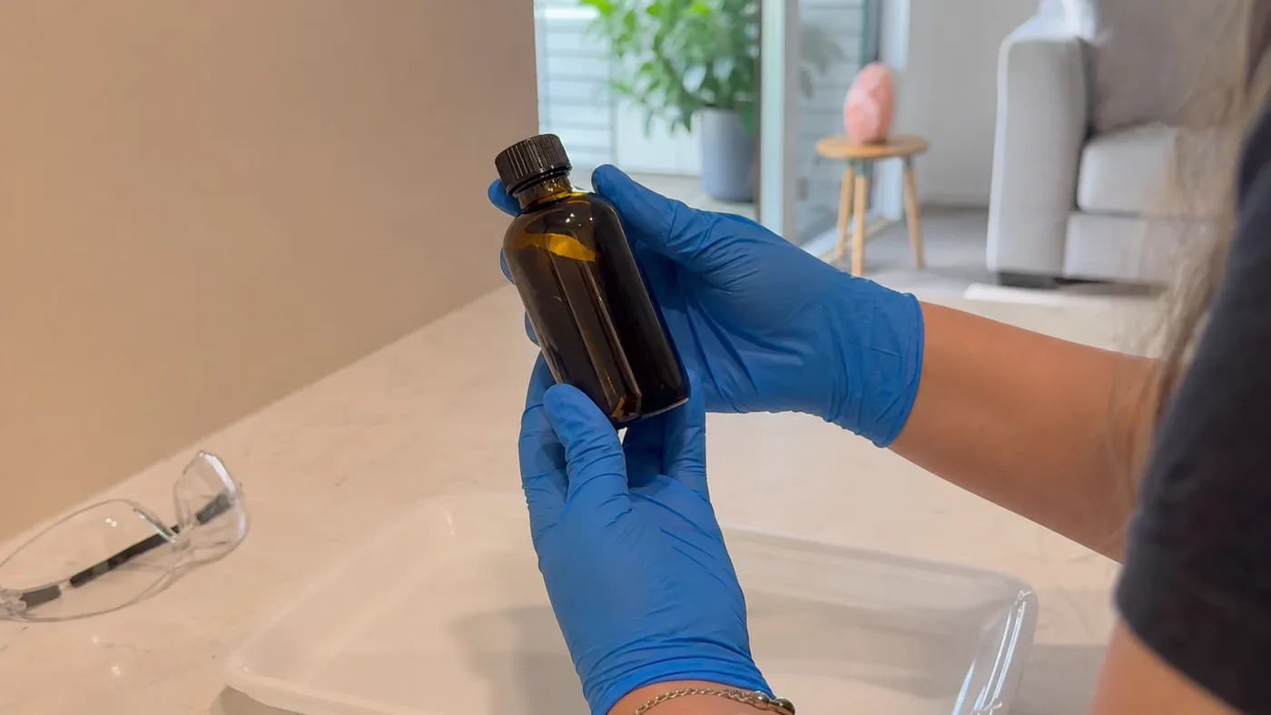 Handling Eugenol: Gloves, Eye Protection, Spills, Storage